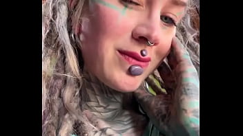 What can i do best with my tongue wrong asnwers only in the commentzz #tonguesplit #tongue #bodymodi