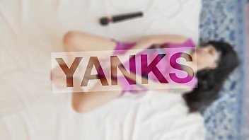 Happy yanks teen vixxxen stripping