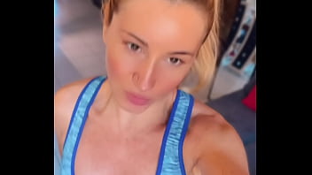 Un peu de sport avec moi qu'attends tu pour t'abonner et me rejoindre