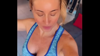 Un peu de sport avec moi qu'attends tu pour t'abonner et me rejoindre