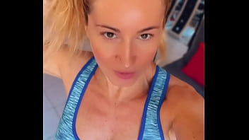 Un peu de sport avec moi qu'attends tu pour t'abonner et me rejoindre