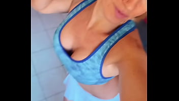 Un peu de sport avec moi qu'attends tu pour t'abonner et me rejoindre