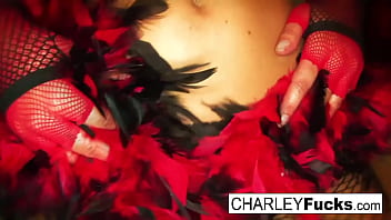 Hot brunette gets nuce