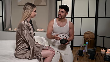 Promiscuous hottie sladyen skaya tempts masseuse into dp threesome gp3149