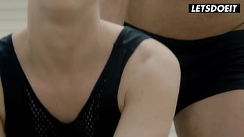 Czech babe vinna reed passionate fuck with her big dick boyfriend whiteboxxx