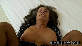 Mature milf gets fucked in her pantyhose