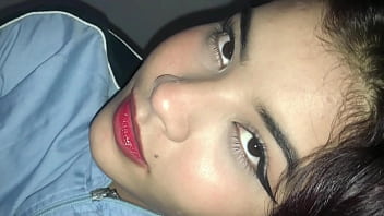 Mi hermanastra entra en mi habitación de hotel y termina en sexo duro con mucho semen Mi hermanastra entra en mi habitación de hotel y termina en sexo duro con mucho semen