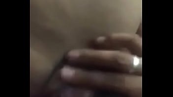 Tocándome Para Mi Marido thumbnail