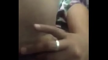 Tocándome para mi marido