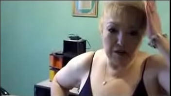 Long black skirt b pantyless