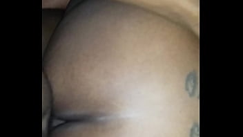 Juicy booty bouncing