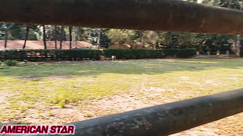 Ela chamou um cara no aplicativo pra tirar a virgindade dela no mato sem camisinha