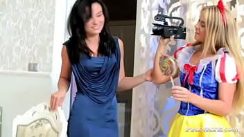 Czech teens angella christin & niki sweet share a big dick