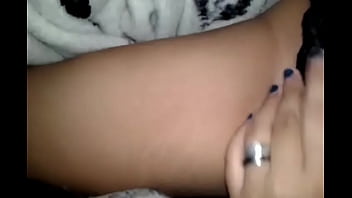 Se masturba para la camara