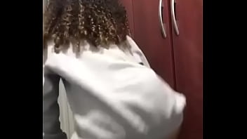 Mi amiga bailando para mi