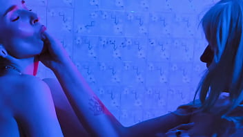 I need a girlfriend whose sole purpose is to worship my feet all day