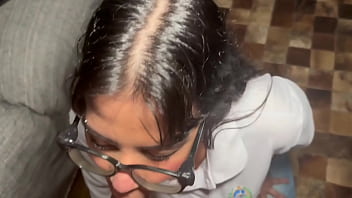 Enteada da chá de cu no padrasto até ganhar leite dentro