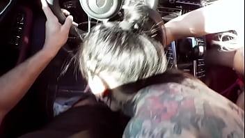 Adira allure & joanna angel in squirting games