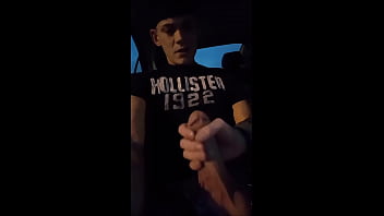 Sendo Punhetado Pelo Motorista Do Uber Prazergaycombr thumbnail