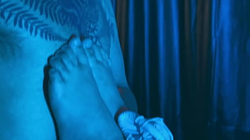 Up close with artemi's sweaty feet