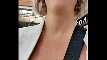 Ici tu as la story public; abonne toi pour voir la video hot milf en chasse au