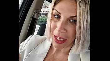 Ici tu as la story public; abonne toi pour voir la video hot milf en chasse au