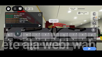 Latina robloxiana desesperada folla en brookhaven