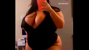 Vino la vecina a pedirme un favor