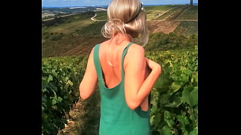 Les vendanges au soleil sont très excitantes va découvrir ma vidéo intégrale