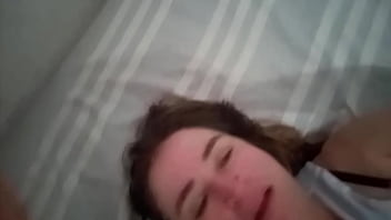 Se corre en mi panocha y me gusta como corre la leche