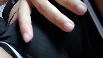 Un video de la hijastra del director de la universidad