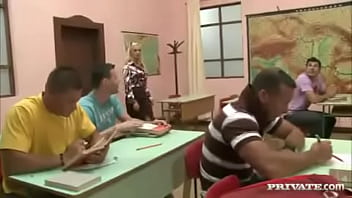 Leah lush teaches gangbang class