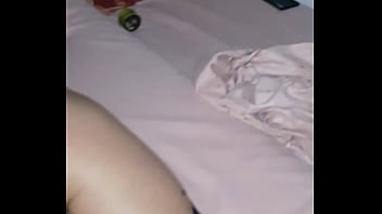 Coroa loira dando pro novinho de lingerie Coroa loira dando pro novinho de lingerie
