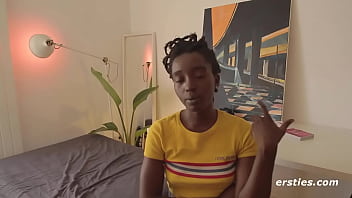 Eve Masturbates With Sex Toys thumbnail