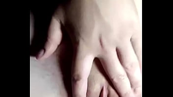 A korean webcam girl helps her subscriber cum
