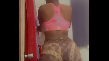 Step sis loves shaking her ass around