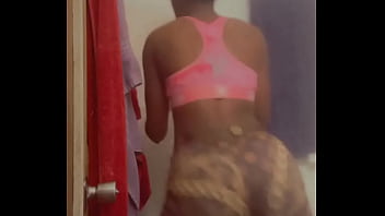 Step sis loves shaking her ass around