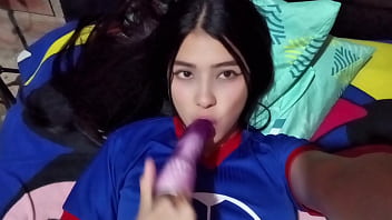 Esperé a que el cornudo saliera de casa para darle mi coño a la polla grande casero real