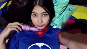 Esperé a que el cornudo saliera de casa para darle mi coño a la polla grande casero real