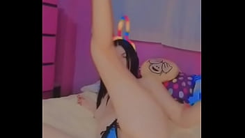 Estoy caliente papi ven quitame esta calentura