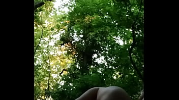 2025 05 01 esclave f la salope en foret