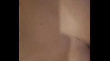 Latina culona con enormes tetas me deja follar le el culo