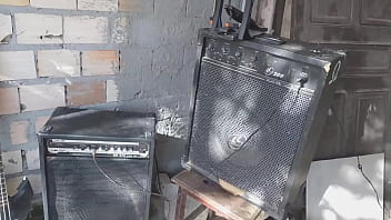 Ensaio aberto no quintal costa larga e cérebro de galinha