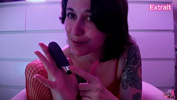 Un extrait de la vidéo du jour 4 de mon calendrier de l'avent coquin il est