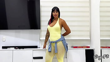 Colombian milf fixes my tv and gives me anal pounding with her big ass sayafit