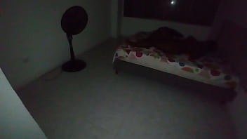 Sirvienta Me Invita A Penetrarla A Verme Masturbar En Frente De Ella thumbnail