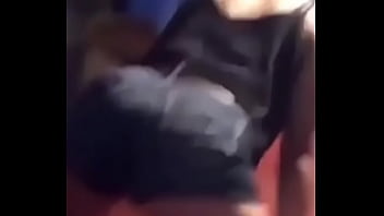 Abrianna tryn to make her azz shake