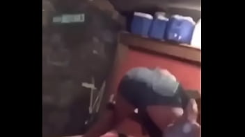 Abrianna tryn to make her azz shake