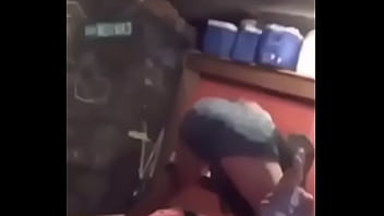 Abrianna tryn to make her azz shake