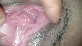 แหกหีสาวใหญ่เย็ดรูแตดของเธอจนแตกใน